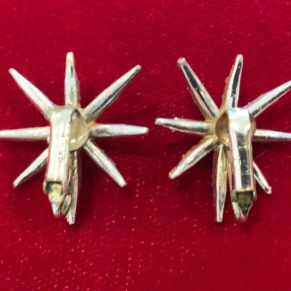 Vintage Earrings - Picture 4 of 5